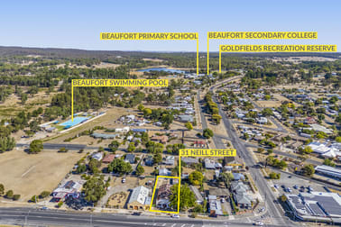 31 Neill Street Beaufort VIC 3373 - Image 3