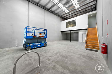 12/18 Jones Road Brooklyn VIC 3012 - Image 2