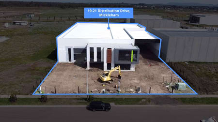 Click to view all images 19-21 Distribution Drive Mickleham VIC 3064 - Image 1