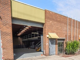 2/13 Aylward Avenue Thomastown VIC 3074 - Image 1