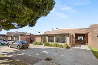 39 Henderson Road Clayton VIC 3168 - Image 2