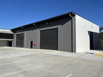 Click to view all images 2/139 Jardine Drive Redland Bay QLD 4165 - Image 3