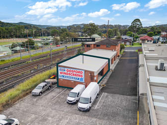 2/31 Dwyer Gosford NSW 2250 - Image 1