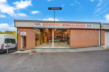 2/31 Dwyer Gosford NSW 2250 - Image 3