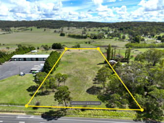 2/9921 New England Highway Glen Innes NSW 2370 - Image 2