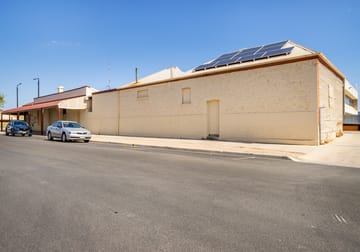 17 Taylor Street Kadina SA 5554 - Image 2