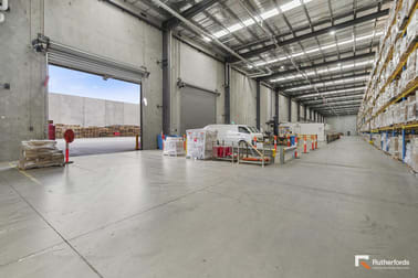 1/34-36 Banfield Court Truganina VIC 3029 - Image 2