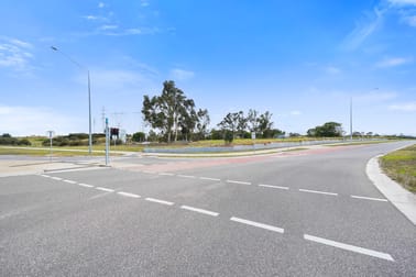 Click to view all images 825- 829 South Gippsland Highway Hampton Park VIC 3976 - Image 3