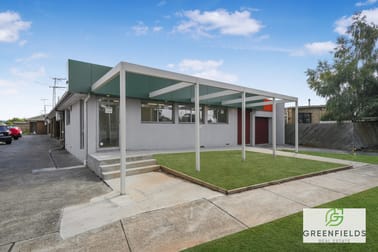 1/12 MANLY STREET Werribee VIC 3030 - Image 3