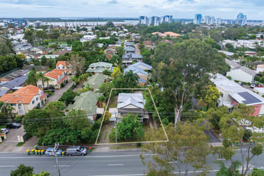 34 Government Road Labrador QLD 4215 - Image 1