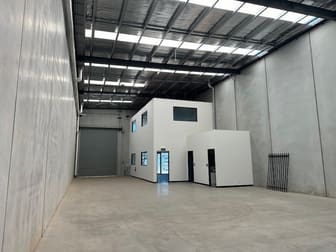 8/489 Robinsons Road Truganina VIC 3029 - Image 3