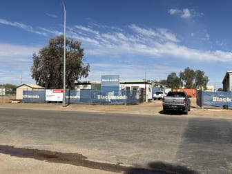 5 Gosse Street Roxby Downs SA 5725 - Image 1
