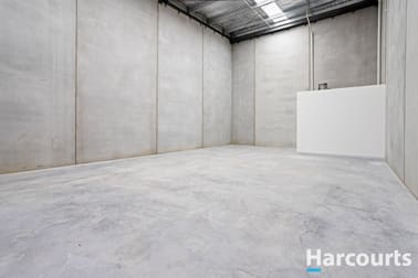 17 Treasure Court Cranbourne West VIC 3977 - Image 3