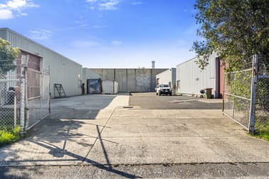 Click to view all images 2&4/44 Albemarle Street Williamstown North VIC 3016 - Image 3