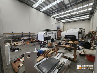 15 McKellar Way Epping VIC 3076 - Image 2