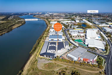 27 & 28/8 Spit Island Close Mayfield West NSW 2304 - Image 1