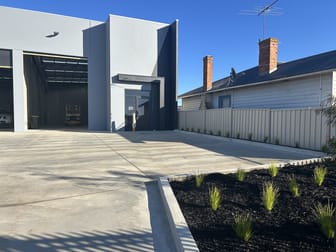 1/15 Osborne Street Bacchus Marsh VIC 3340 - Image 2