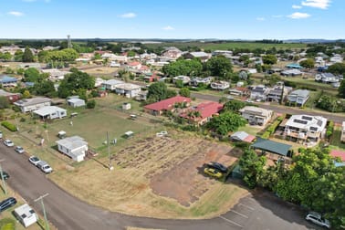 12 Pizzey Street Childers QLD 4660 - Image 3
