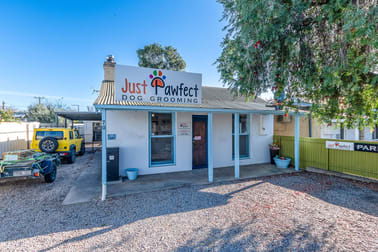 70 Hutchinson Street Mount Barker SA 5251 - Image 1