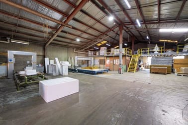 Whole Property/25 Barfield Crescent Edinburgh North SA 5113 - Image 2