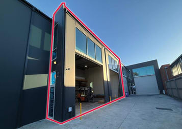 2/21 Hinkler Road Mordialloc VIC 3195 - Image 1