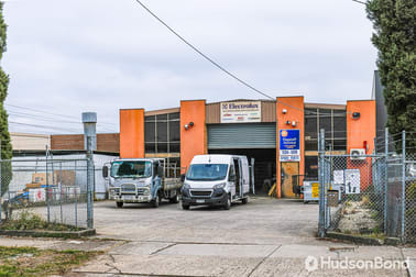 17 Blaxland Avenue Thomastown VIC 3074 - Image 2