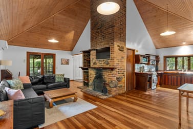 609 Hunchy Road Hunchy QLD 4555 - Image 1