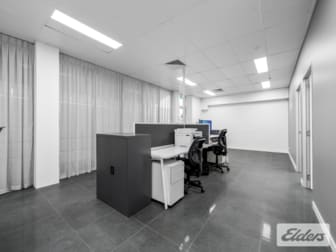 2/211 Logan Road Woolloongabba QLD 4102 - Image 3
