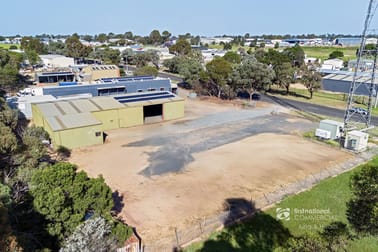 16 Giles Street Bairnsdale VIC 3875 - Image 1