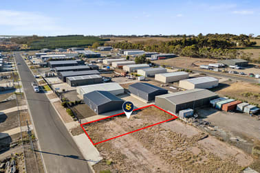 25 Hugh Murray Drive Colac East VIC 3250 - Image 2