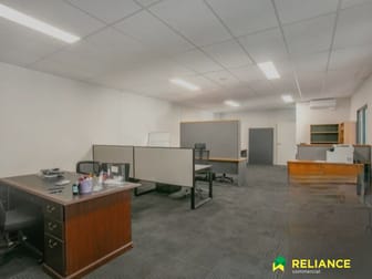 3/1 Dunmore Drive Truganina VIC 3029 - Image 2