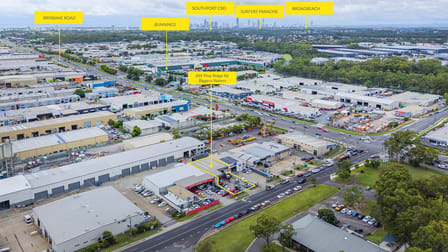 689 Pine Ridge Road Biggera Waters QLD 4216 - Image 2