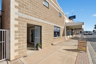 30-32 Kurrajong Avenue Leeton NSW 2705 - Image 1
