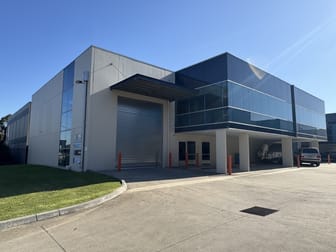 1/8 Samantha Court Knoxfield VIC 3180 - Image 2