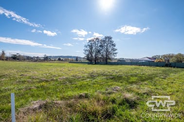 198 Dumaresq Street Glen Innes NSW 2370 - Image 2