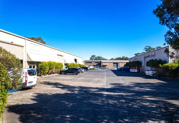 Building/9-11 Hereford Street Berkeley Vale NSW 2261 - Image 3