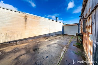 7/25 Melton Valley Drive Melton VIC 3337 - Image 3