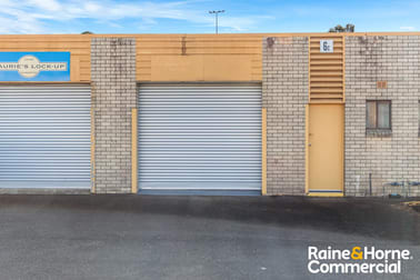 6C/4 Louise Avenue Ingleburn NSW 2565 - Image 2