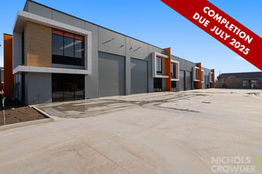 7/30 Faraday Boulevard Cranbourne West VIC 3977 - Image 1