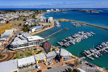 2/11 Wiebbe Hayes Lane Geraldton WA 6530 - Image 2