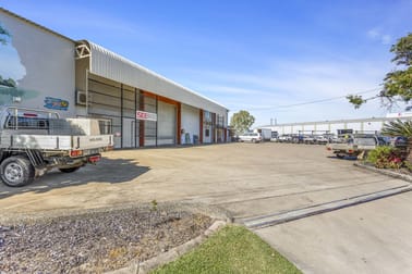 WHOLE OF PROPERTY/90 - 92 Hollingsworth Street Kawana QLD 4701 - Image 3