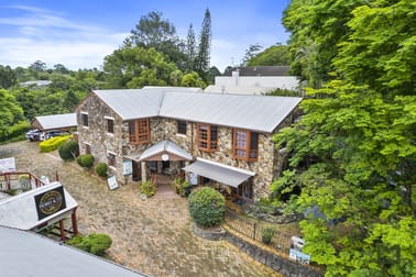 2/180 Main Street Montville QLD 4560 - Image 2