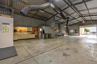 7 Barnes Street Tamworth NSW 2340 - Image 3