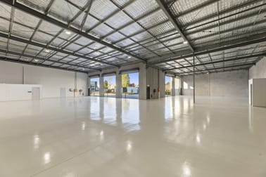 8 Tradewinds Court Glenvale QLD 4350 - Image 2