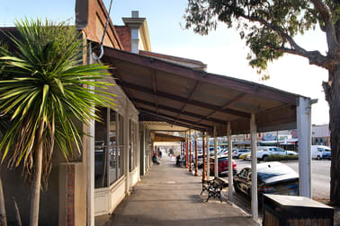 70-72 Mostyn Street Castlemaine VIC 3450 - Image 1