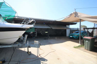 281 Lakes Creek Road Koongal QLD 4701 - Image 1