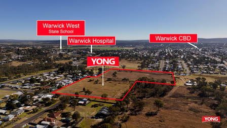 11 Carmody St (124 Cleary St) Warwick QLD 4370 - Image 2