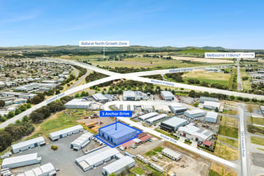 1 & 2/5 Anchor Drive Wendouree VIC 3355 - Image 3