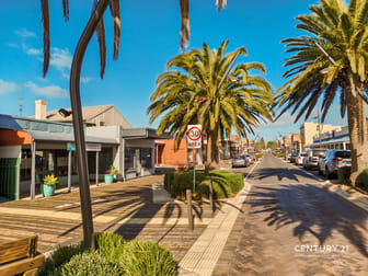 70 Ocean Street Victor Harbor SA 5211 - Image 3
