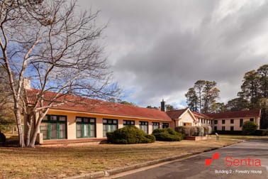 Click to view all images Iconic blue ribbon site/2 Wilf Crane Crescent Yarralumla ACT 2600 - Image 3